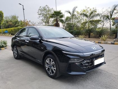 2023 Hyundai Verna SX IVT