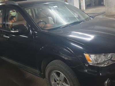 Used 2010 Mitsubishi Outlander [2007-2015] 2.4 MIVEC for sale at Rs. 3,85,000 in Mumbai