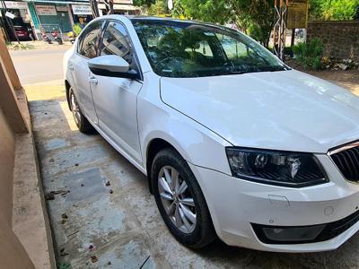 Used 2015 Skoda Octavia [2015-2017] 2.0 TDI CR Style Plus AT for sale at Rs. 10,51,000 in Aurangab