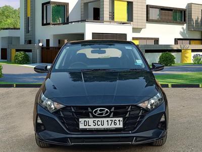 Used 2022 Hyundai i20 Sportz 1.2 MT for sale at Rs. 8,15,000 in Delhi