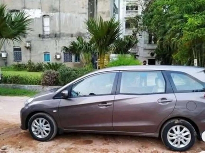 Honda Mobilio 2014 Petrol Well Maintained in immaculate condition.