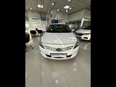 Hyundai Fluidic Verna 4S 1.6 VTVT S (O) AT