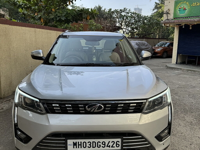 Mahindra XUV300 1.2 W8 (O) [2019-2019]