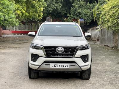 Toyota Fortuner 4X2 AT 2.8 Diesel