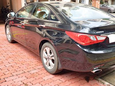 Used 2014 Hyundai Sonata 2.4 GDi MT for sale at Rs. 6,62,901 in Pun