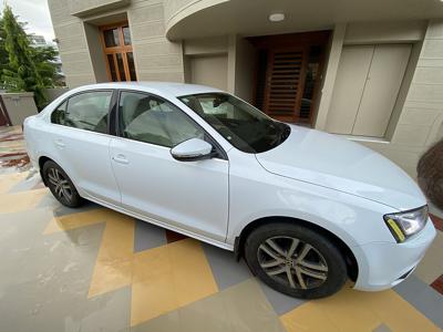 Used 2014 Volkswagen Jetta [2013-2015] Highline TDI AT for sale at Rs. 11,00,000 in Visnag
