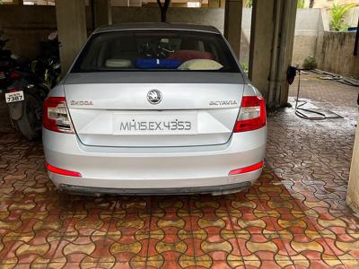 Used 2015 Skoda Octavia [2015-2017] 2.0 TDI CR Style Plus AT for sale at Rs. 9,00,000 in Nashik
