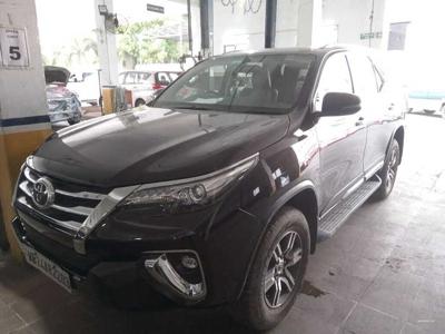 Used 2018 Toyota Fortuner [2016-2021] 2.8 4x2 AT [2016-2020] for sale at Rs. 29,00,000 in Kolkat
