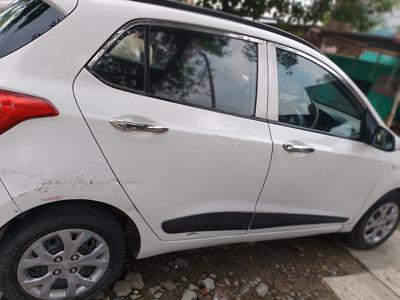 Used 2014 Hyundai Grand i10 [2013-2017] Magna 1.1 CRDi [2013-2016] for sale at Rs. 2,40,000 in Sambhal