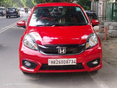 Used 2017 Honda Brio VX AT for sale at Rs. 5,65,000 in Delhi