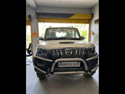 Used 2017 Mahindra Scorpio [2014-2017] S2 for sale at Rs. 9,30,000 in Siwan