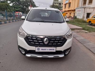 Used 2017 Renault Lodgy 110 PS RXL Stepway 8 STR for sale at Rs. 4,85,000 in Kolkat
