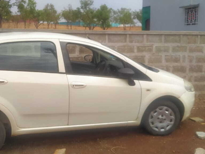 Used 2011 Fiat Punto [2009-2011] Active 1.3 for sale at Rs. 95,000 in Kolhapu