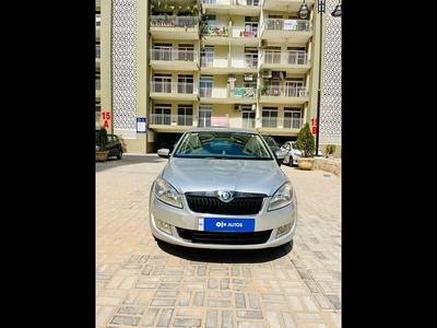 Used 2013 Skoda Rapid [2011-2014] Ambition 1.6 TDI CR MT for sale at Rs. 2,40,000 in Chandigarh