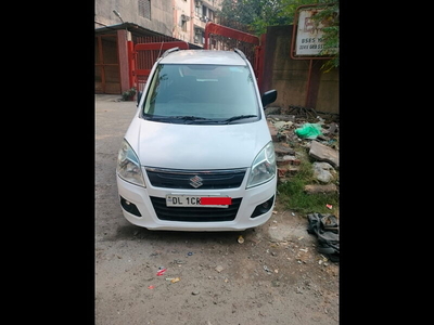Used 2014 Maruti Suzuki Wagon R 1.0 [2014-2019] VXI for sale at Rs. 2,75,000 in Delhi