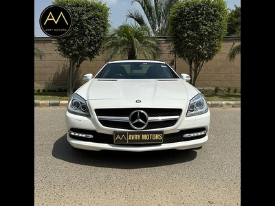 Used 2015 Mercedes-Benz SLK 350 for sale at Rs. 49,00,000 in Delhi