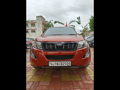 Used 2016 Mahindra XUV500 [2015-2018] W10 1.99 for sale at Rs. 8,90,000 in Surat
