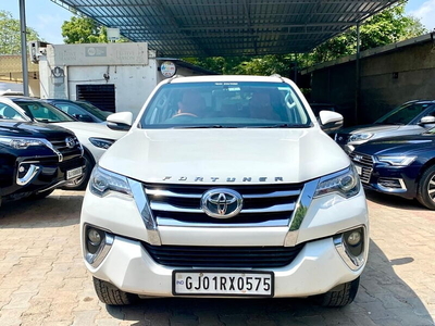 Used 2017 Toyota Fortuner [2016-2021] 2.8 4x4 AT [2016-2020] for sale at Rs. 25,50,000 in Ahmedab