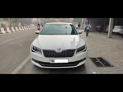 Used 2019 Skoda Superb [2014-2016] Style TSI MT for sale at Rs. 20,00,000 in Delhi