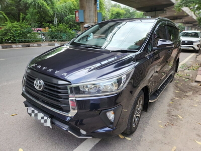Used 2022 Toyota Innova Crysta [2020-2023] GX 2.7 8 STR for sale at Rs. 20,50,000 in Delhi