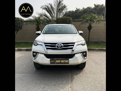 Used 2018 Toyota Fortuner [2016-2021] 2.8 4x2 AT [2016-2020] for sale at Rs. 28,50,000 in Delhi
