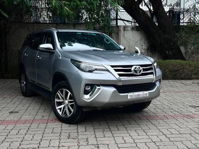 2019 Toyota Fortuner TRD 4X4 AT