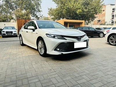 2020 Toyota Camry 2.5 Hybrid