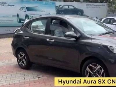 Book New T permit hyundai aura petrol cng in just low downpayment