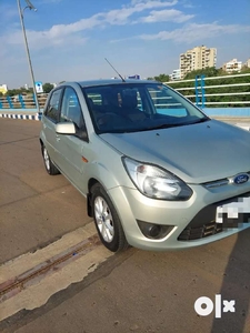 New Ceat Tyres Ford Figo 2012 Diesel 70000 Km Driven with no work