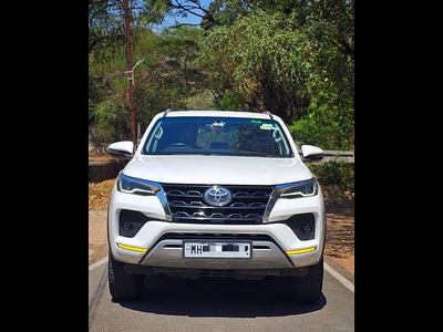 Toyota Fortuner 4X2 MT 2.8 Diesel