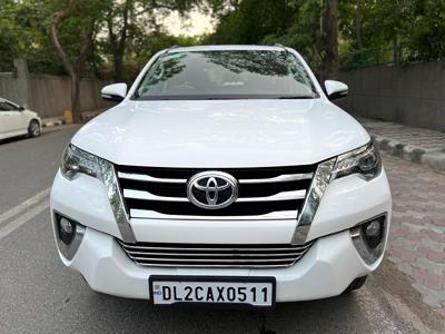 Toyota Fortuner 2.8 4x2 AT [2016-2020]