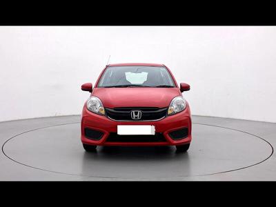Used 2017 Honda Brio S MT for sale at Rs. 4,00,000 in Rajkot