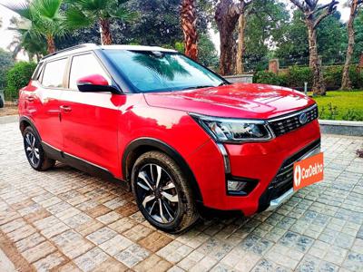 Mahindra XUV300 W8 Option BSVI