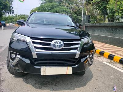 Used 2018 Toyota Fortuner [2016-2021] 2.8 4x2 AT [2016-2020] for sale at Rs. 24,00,000 in Delhi