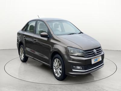 Volkswagen Vento HIGHLINE 1.5 AT