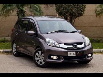 Used 2015 Honda Mobilio V Petrol for sale at Rs. 5,40,000 in Delhi