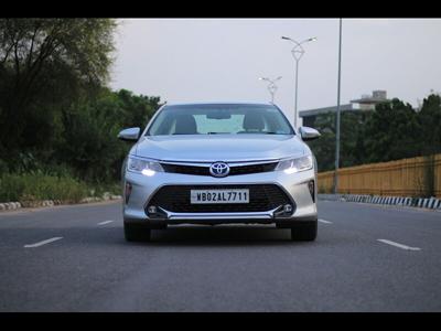 Used 2017 Toyota Camry [2015-2019] Hybrid for sale at Rs. 23,50,000 in Delhi