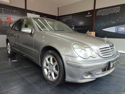Used 2007 Mercedes-Benz C-Class [2007-2010] 220 CDI Elegance AT for sale at Rs. 4,00,000 in Ahmedab