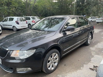 Used 2010 Skoda Superb [2009-2014] Elegance 2.0 TDI CR AT for sale at Rs. 3,75,000 in Chandigarh