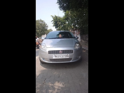 Used 2012 Fiat Punto [2011-2014] Emotion 1.4 for sale at Rs. 2,31,000 in Nagpu