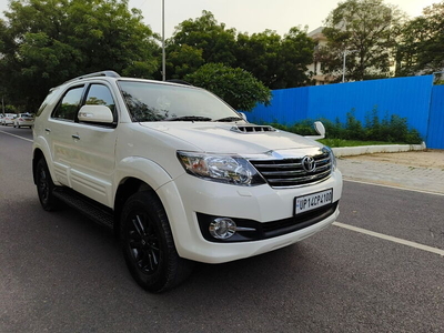 Used 2015 Toyota Fortuner [2012-2016] 3.0 4x2 MT for sale at Rs. 14,90,000 in Delhi