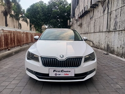 Used 2017 Skoda Superb [2016-2020] Style TDI AT for sale at Rs. 17,95,000 in Mumbai