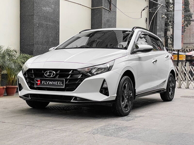 Used 2023 Hyundai i20 [2020-2023] Sportz 1.2 MT [2020-2023] for sale at Rs. 7,70,000 in Kolkat