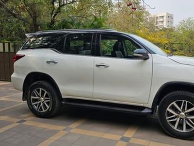 2016 Toyota Fortuner 2.8 4WD AT BSIV
