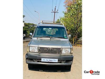 Used 2004 Toyota Qualis [2002-2004] FS F5 for sale at Rs. 2,85,999 in Pun