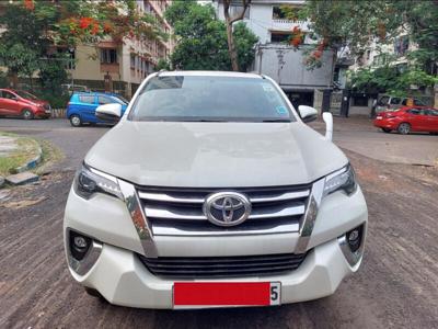 Used 2018 Toyota Fortuner [2016-2021] 2.8 4x2 MT [2016-2020] for sale at Rs. 26,99,000 in Kolkat