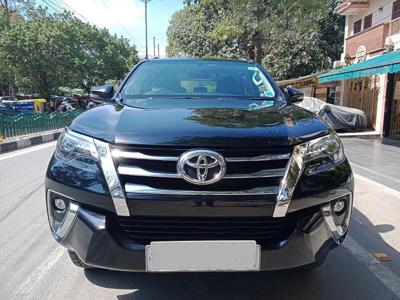 Used 2018 Toyota Fortuner [2016-2021] 2.8 4x2 MT [2016-2020] for sale at Rs. 28,00,000 in Delhi