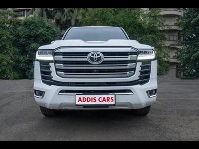 Used 2023 Toyota Land Cruiser ZX Diesel for sale at Rs. 2,85,00,000 in Mumbai
