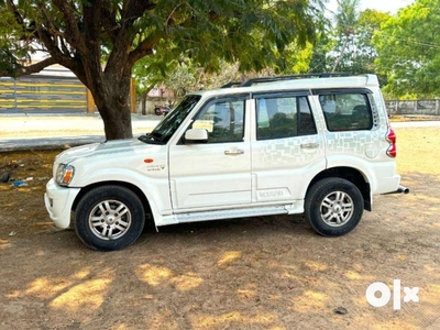 Mahindra Scorpio, 2012, Diesel