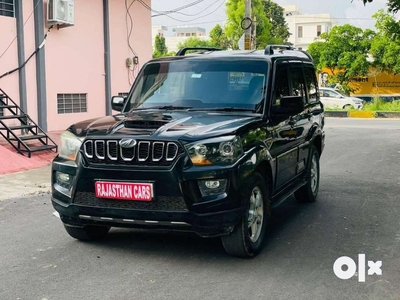 Mahindra Scorpio S10, 2017, Diesel